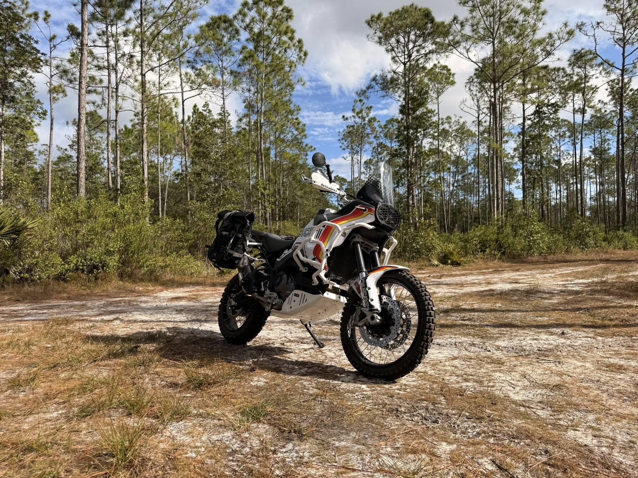 601013101_896949456120389_799009812275007826_n